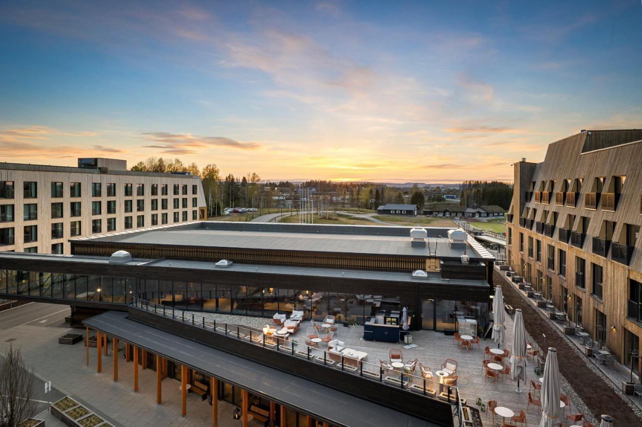 Lily Country Club Hotel Klofta Exterior photo