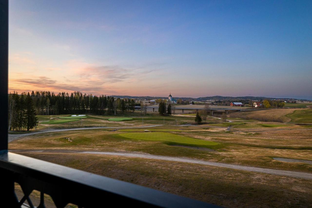 Lily Country Club Hotel Klofta Exterior photo