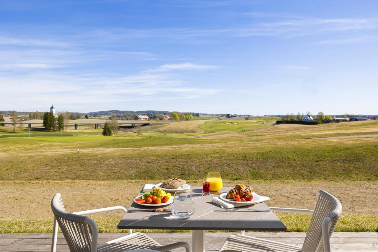 Lily Country Club Hotel Klofta Exterior photo