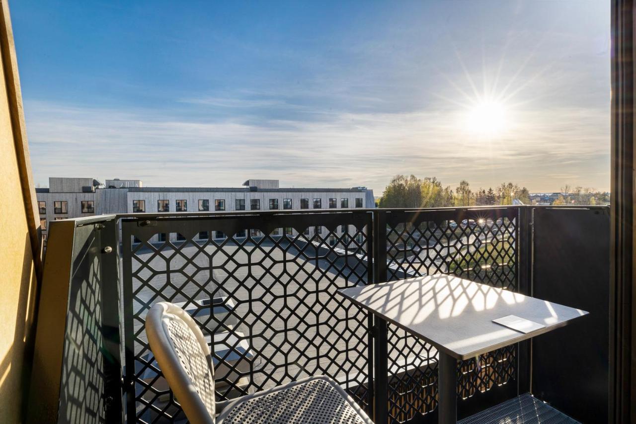 Lily Country Club Hotel Klofta Exterior photo
